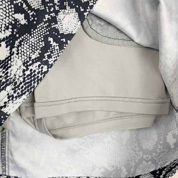 NVO Skort Built In Shorts Grey White Snakeskin Stretch Active Women's 4 - Picture 5 of 7